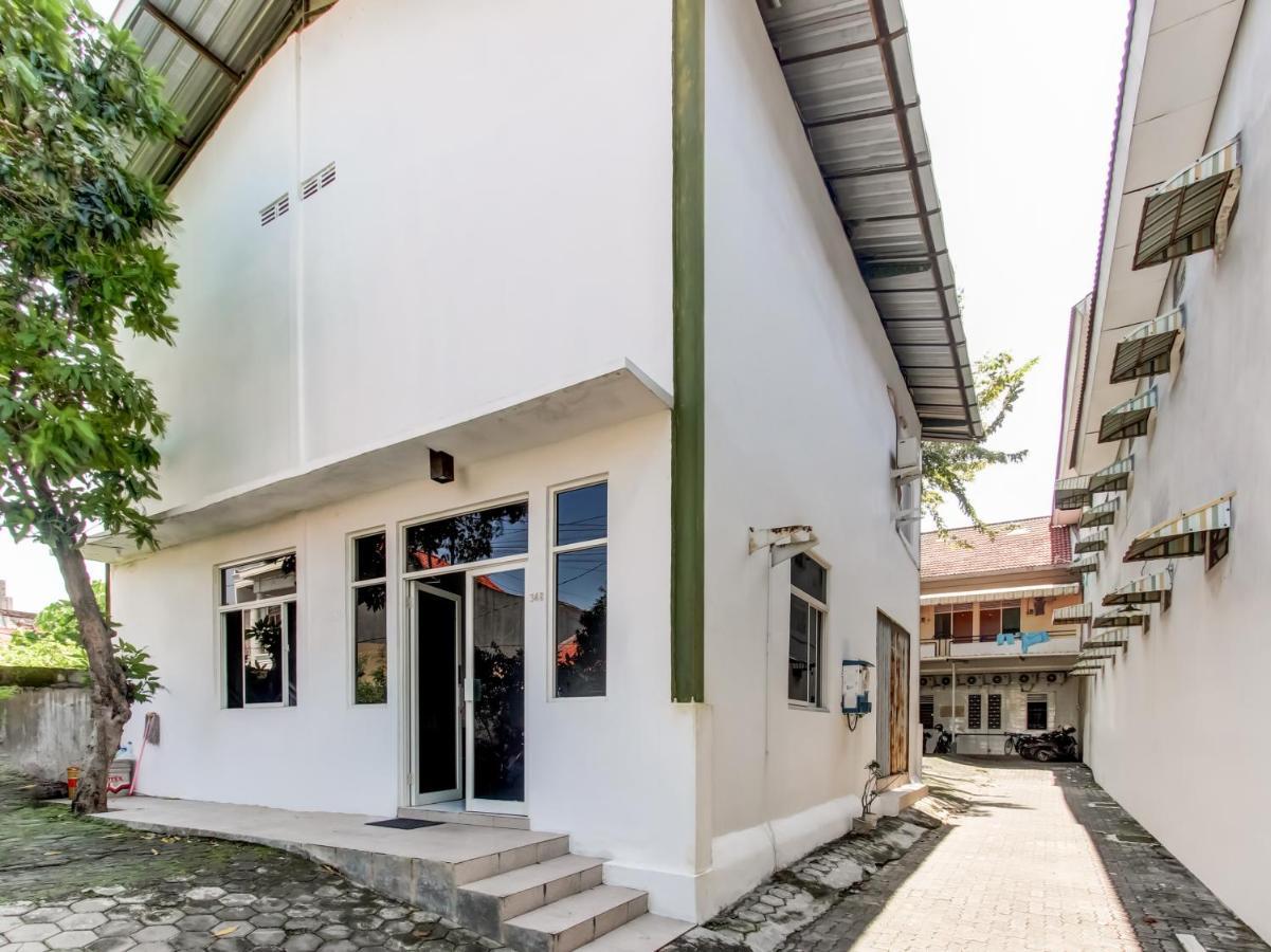 Oyo Life 91374 Asia Stay Semarang Syariah Екстер'єр фото