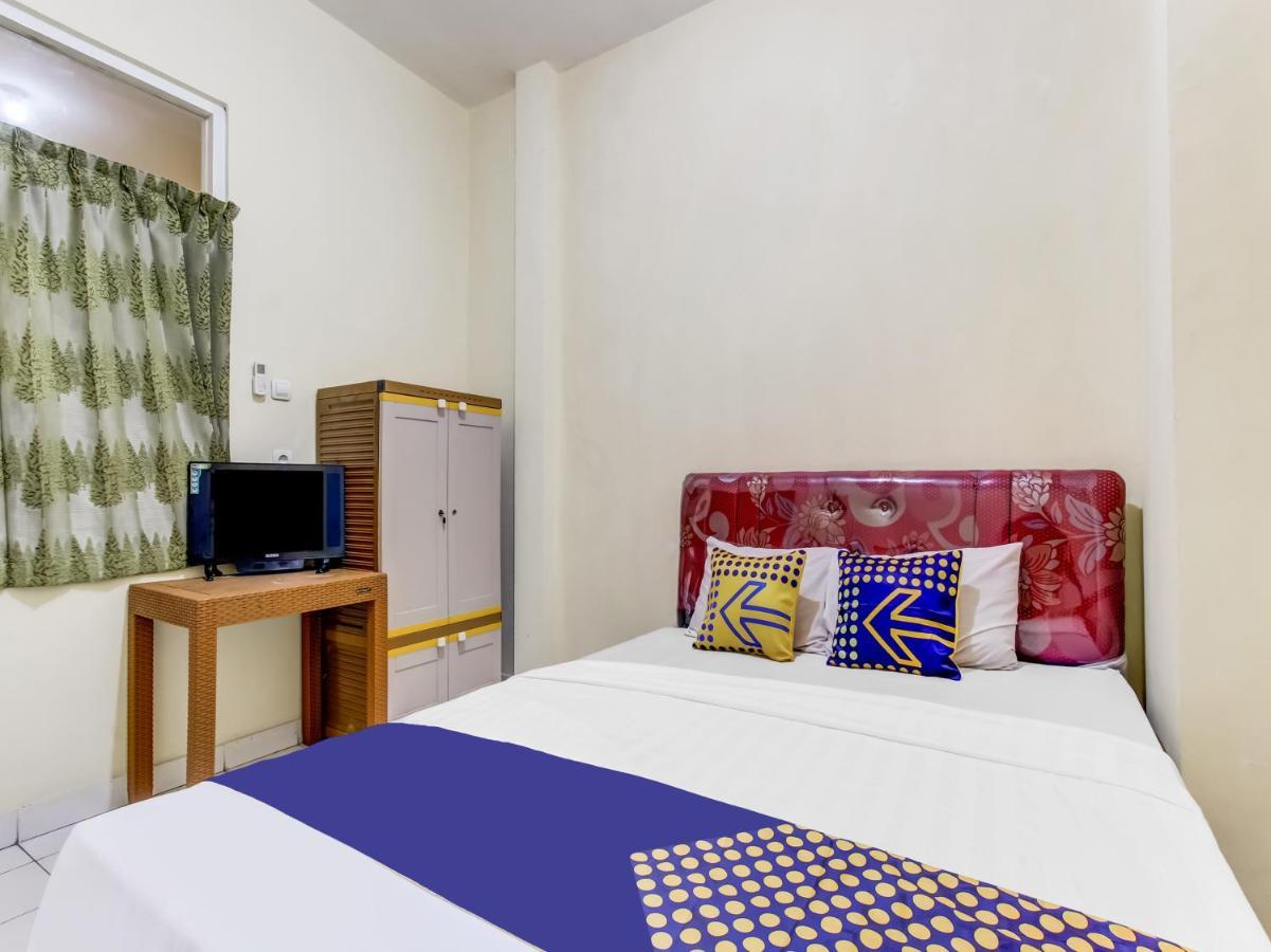 Oyo Life 91374 Asia Stay Semarang Syariah Екстер'єр фото