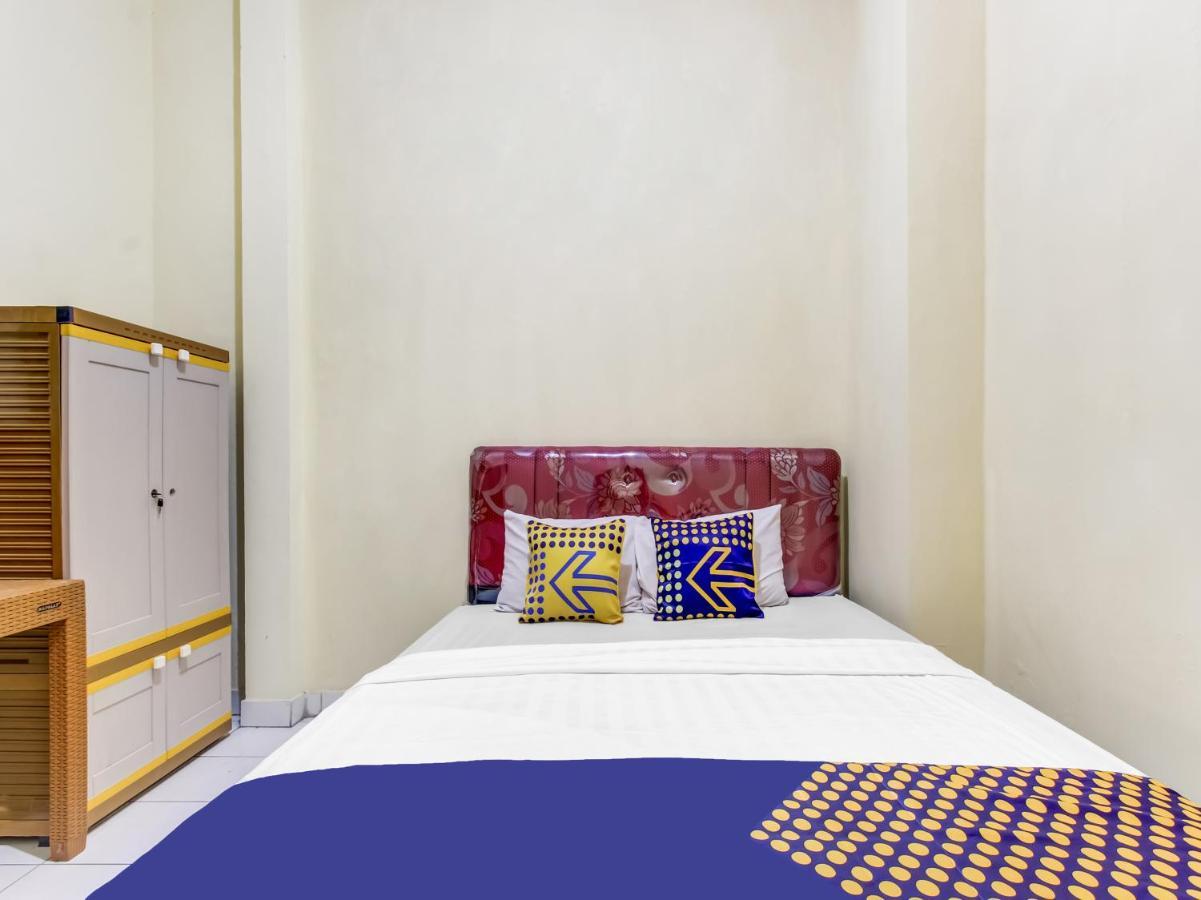Oyo Life 91374 Asia Stay Semarang Syariah Екстер'єр фото